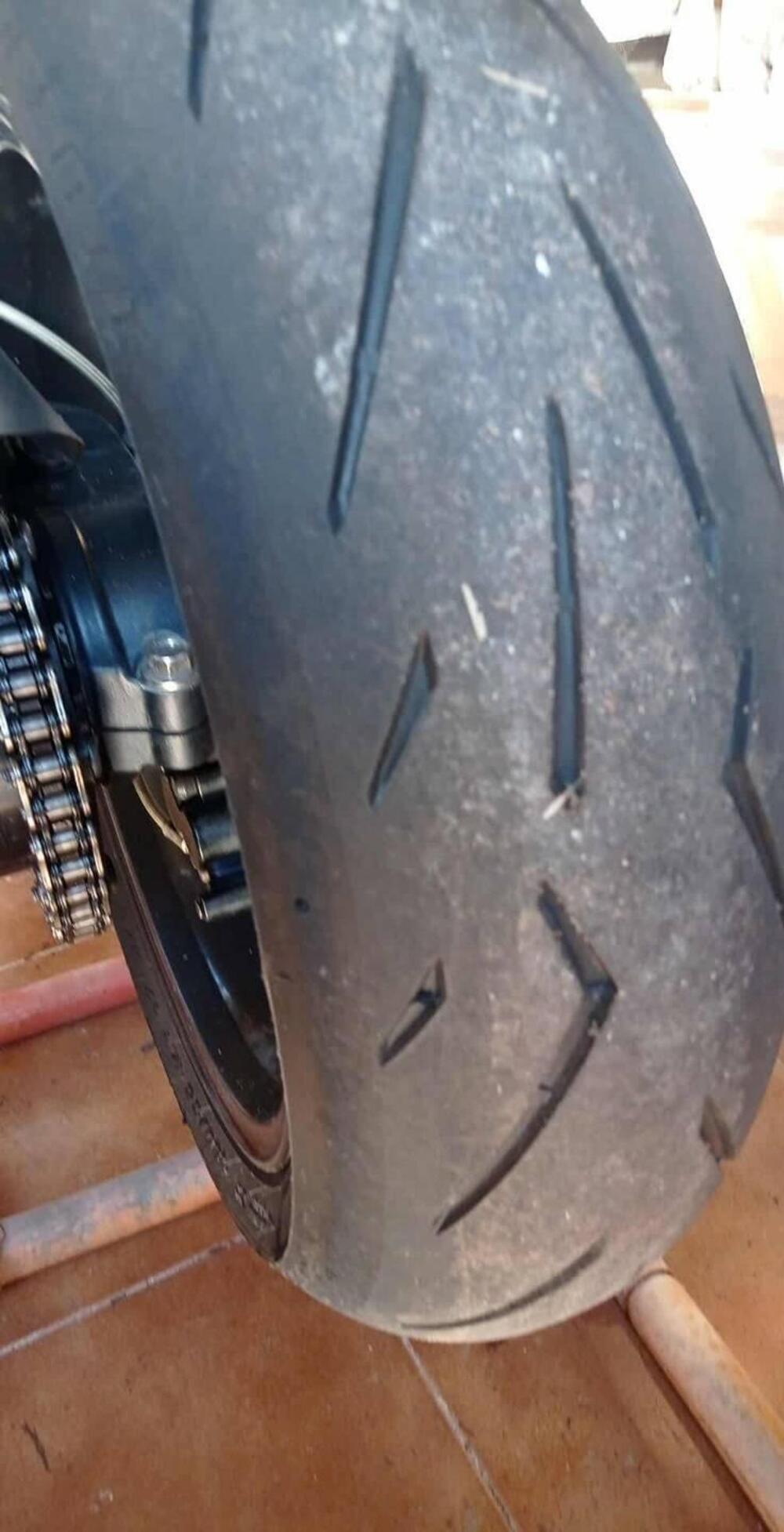 Triumph Speed Triple 1050 (2005 - 11) (4)