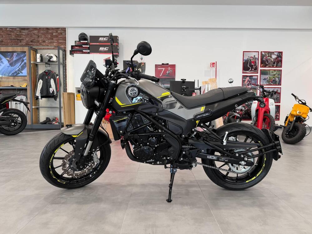 Benelli Leoncino 250 (2021 - 25) (3)