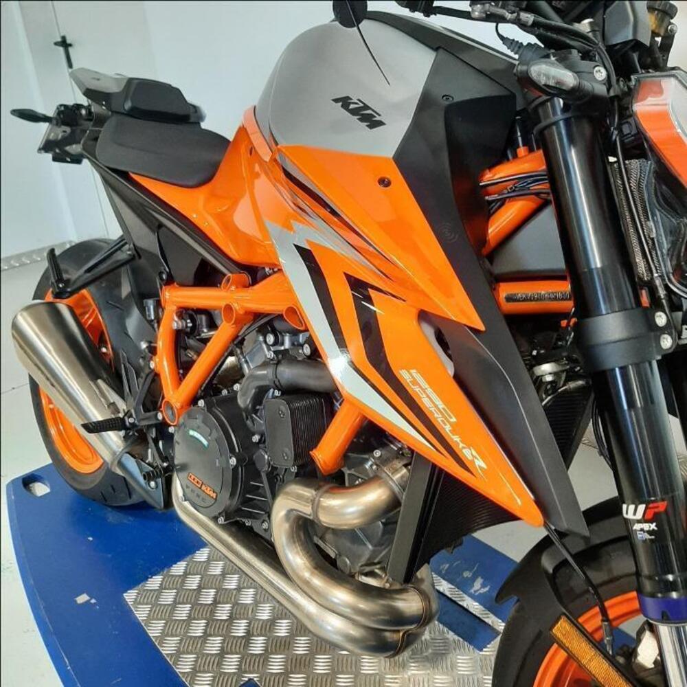 KTM 1290 Super Duke R EVO (2022 - 23) (5)