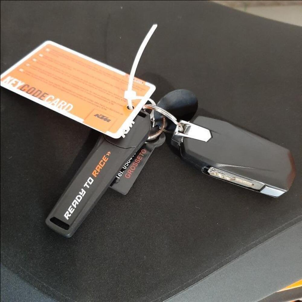 KTM 1290 Super Duke R EVO (2022 - 23) (14)