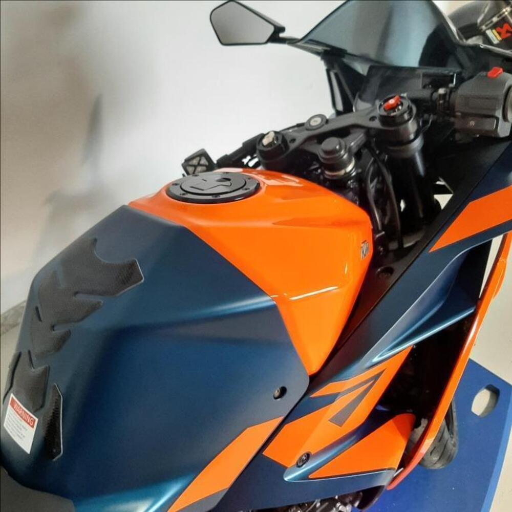 KTM RC 390 (2022 - 26) (10)