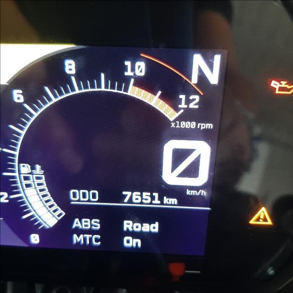 KTM RC 390 (2022 - 26) (12)