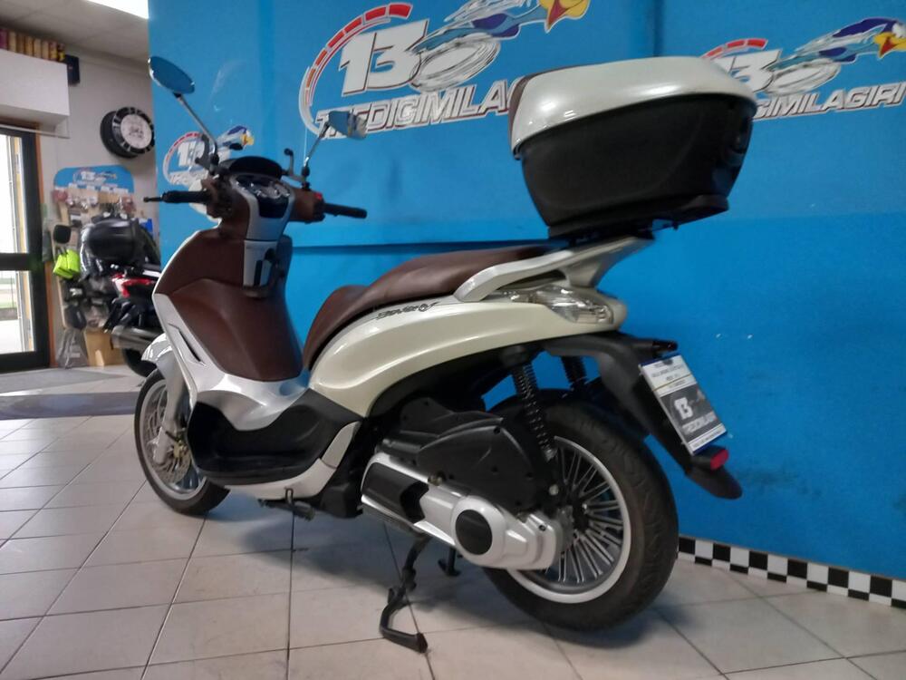 Piaggio Beverly 300 i.e. (2010 - 16) (6)