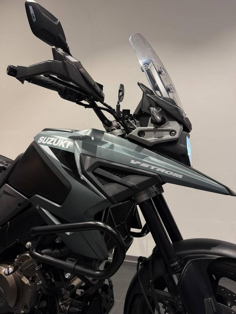 Suzuki V-Strom 1050SE (2025 - 26) (3)