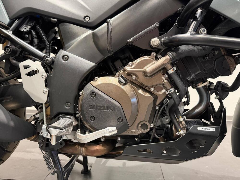 Suzuki V-Strom 1050SE (2025 - 26) (4)