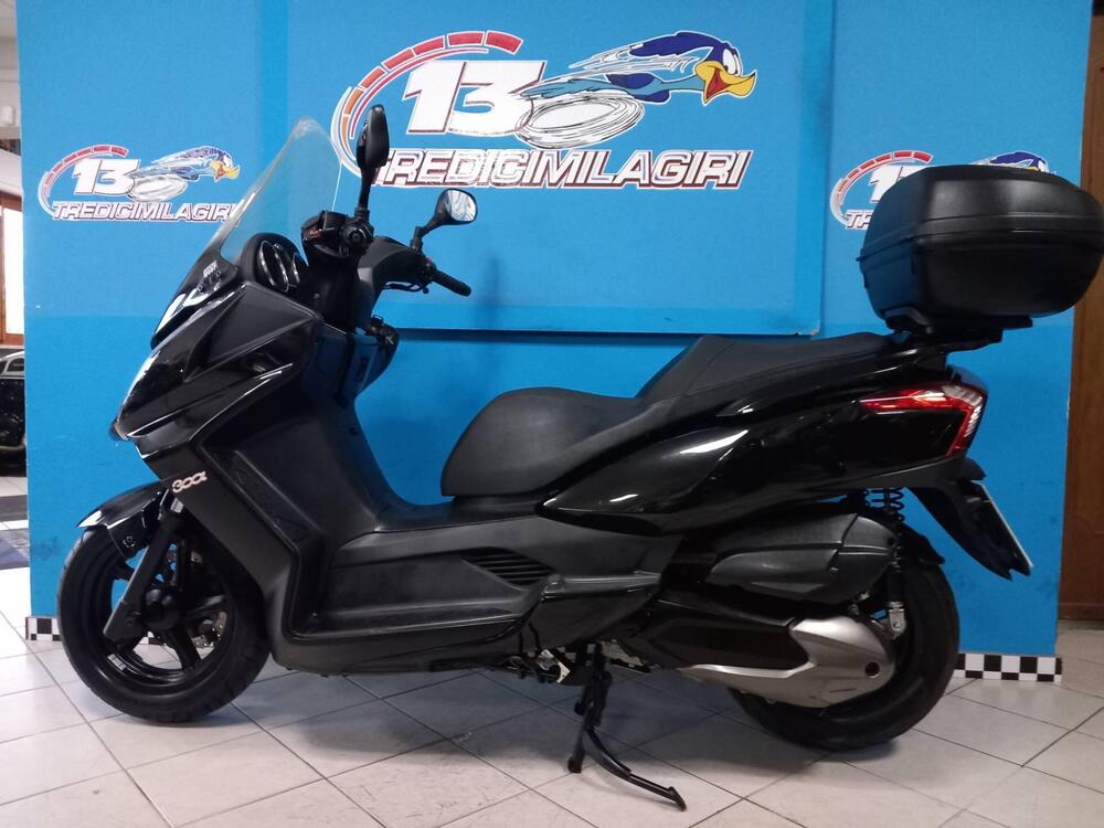Kymco Downtown 300i (2009 - 17) (6)