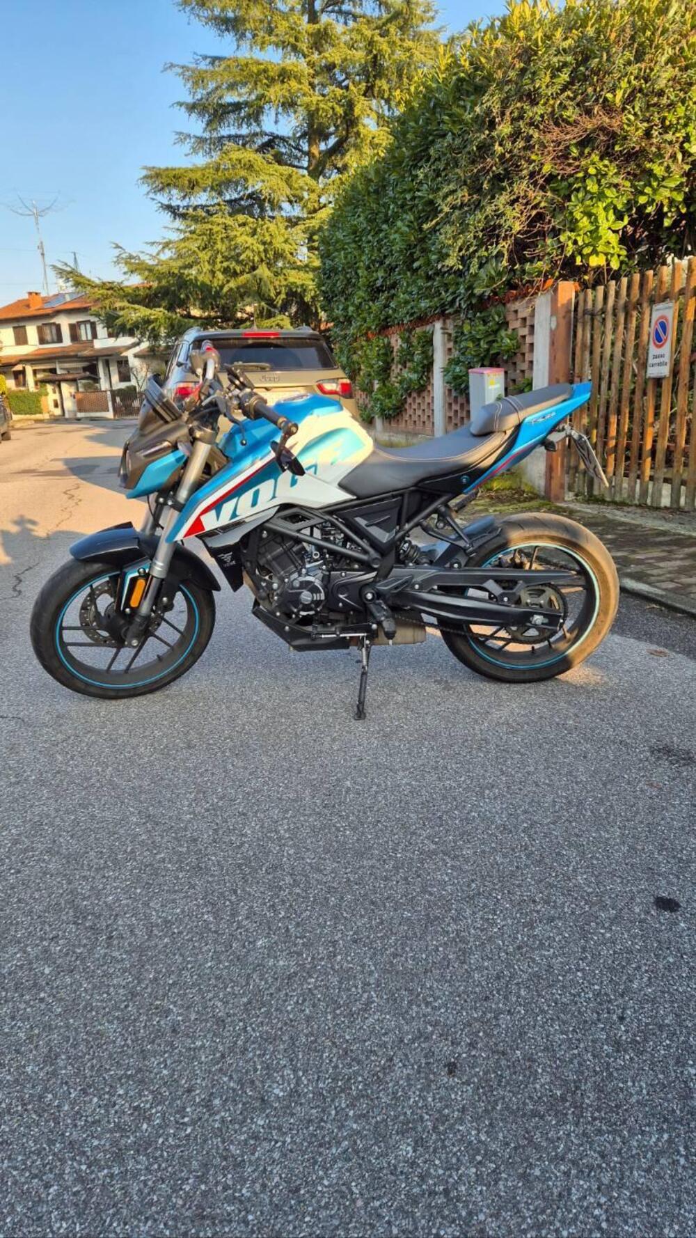 Voge Brivido 125R (2023 - 26) (2)