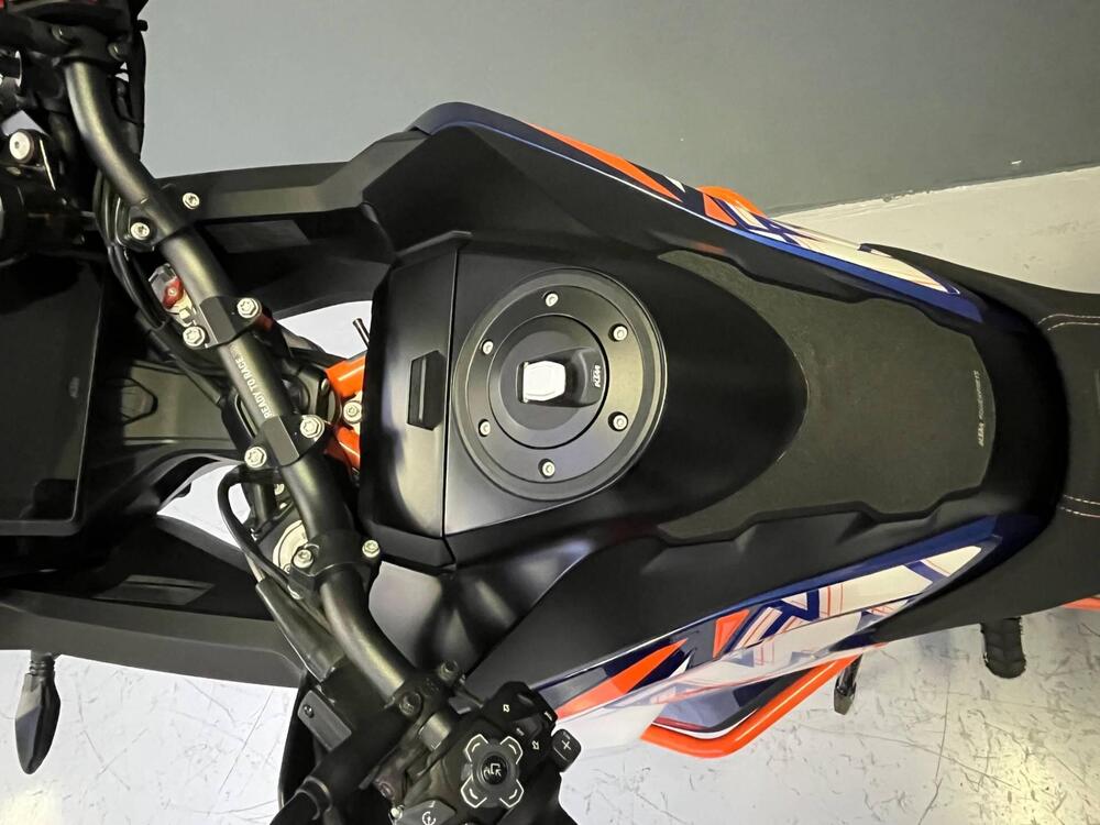 KTM 1290 Super Adventure R (2021) (8)