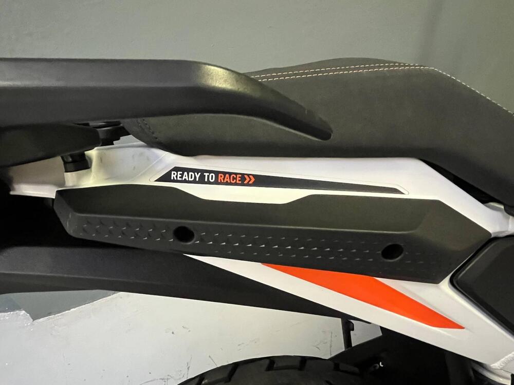 KTM 1290 Super Adventure R (2021) (13)