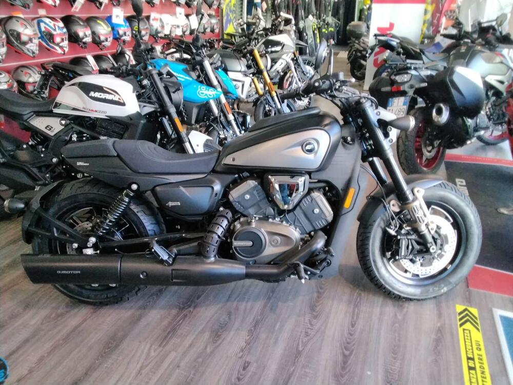 QJ Motor SRV 600 V (2025 - 26)