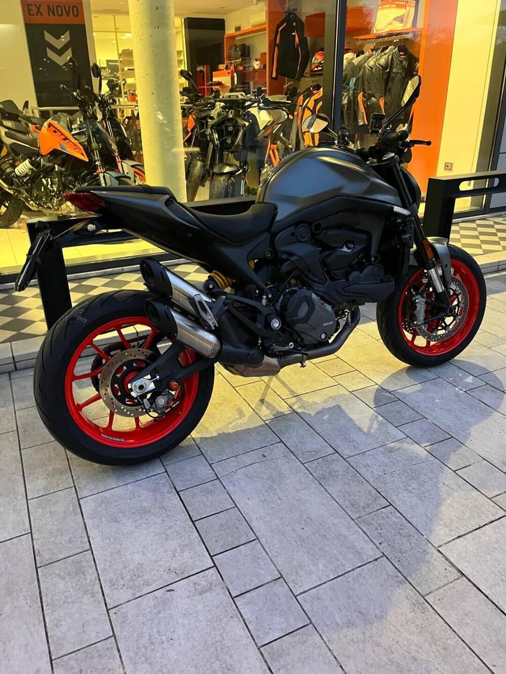 Ducati Monster 937 (2021 - 25) (2)