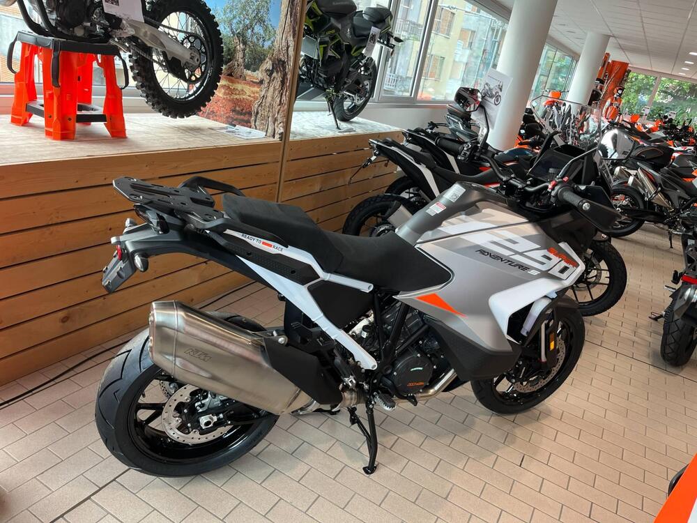 KTM 1290 Super Adventure S (2022 - 25)