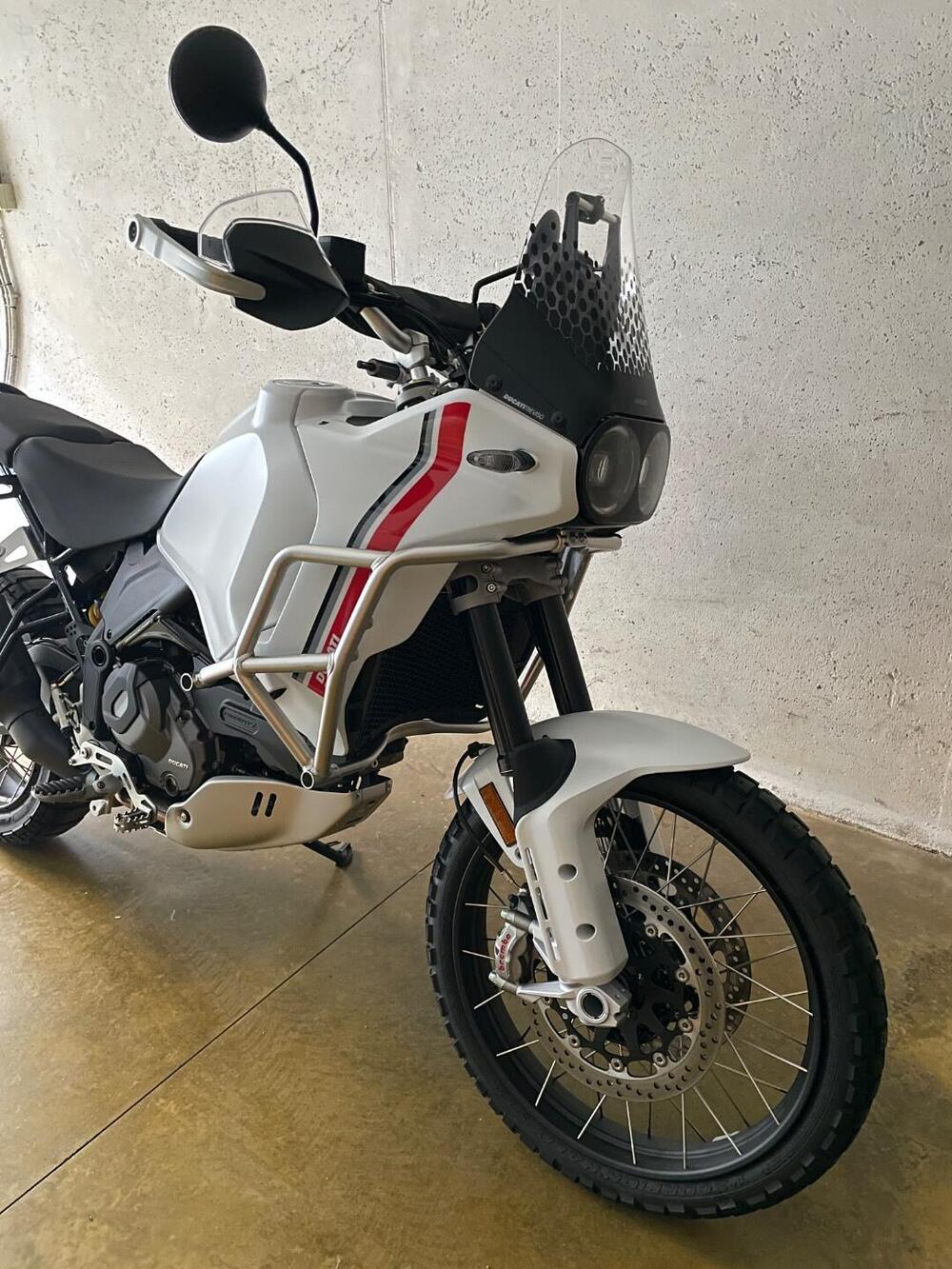 Ducati DesertX (2022 - 25) (4)