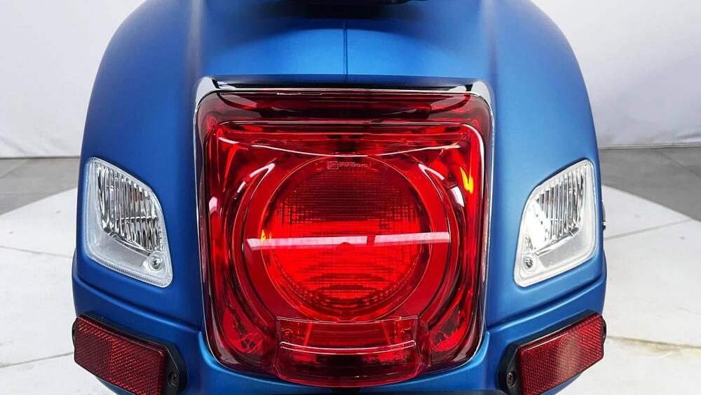 Vespa GTS 300 Super Sport (2017 - 19) (15)