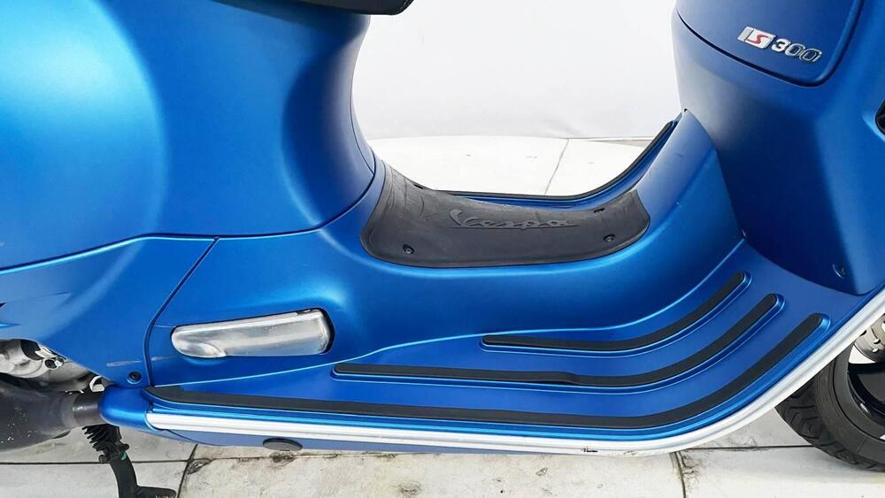 Vespa GTS 300 Super Sport (2017 - 19) (7)