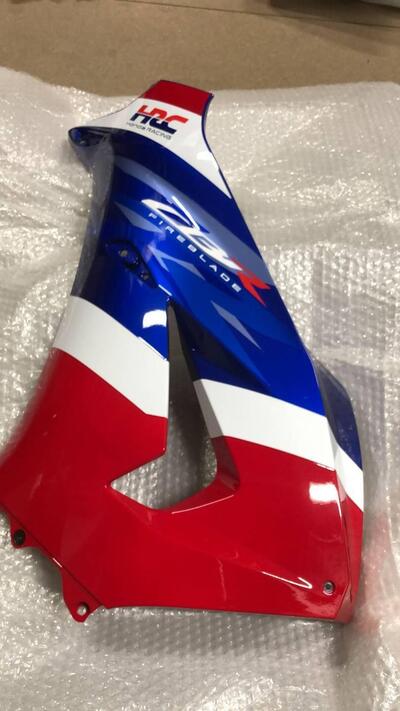FIANCATA SX PER HONDA CBR 1000 RR-R 64360MKRDH0ZA