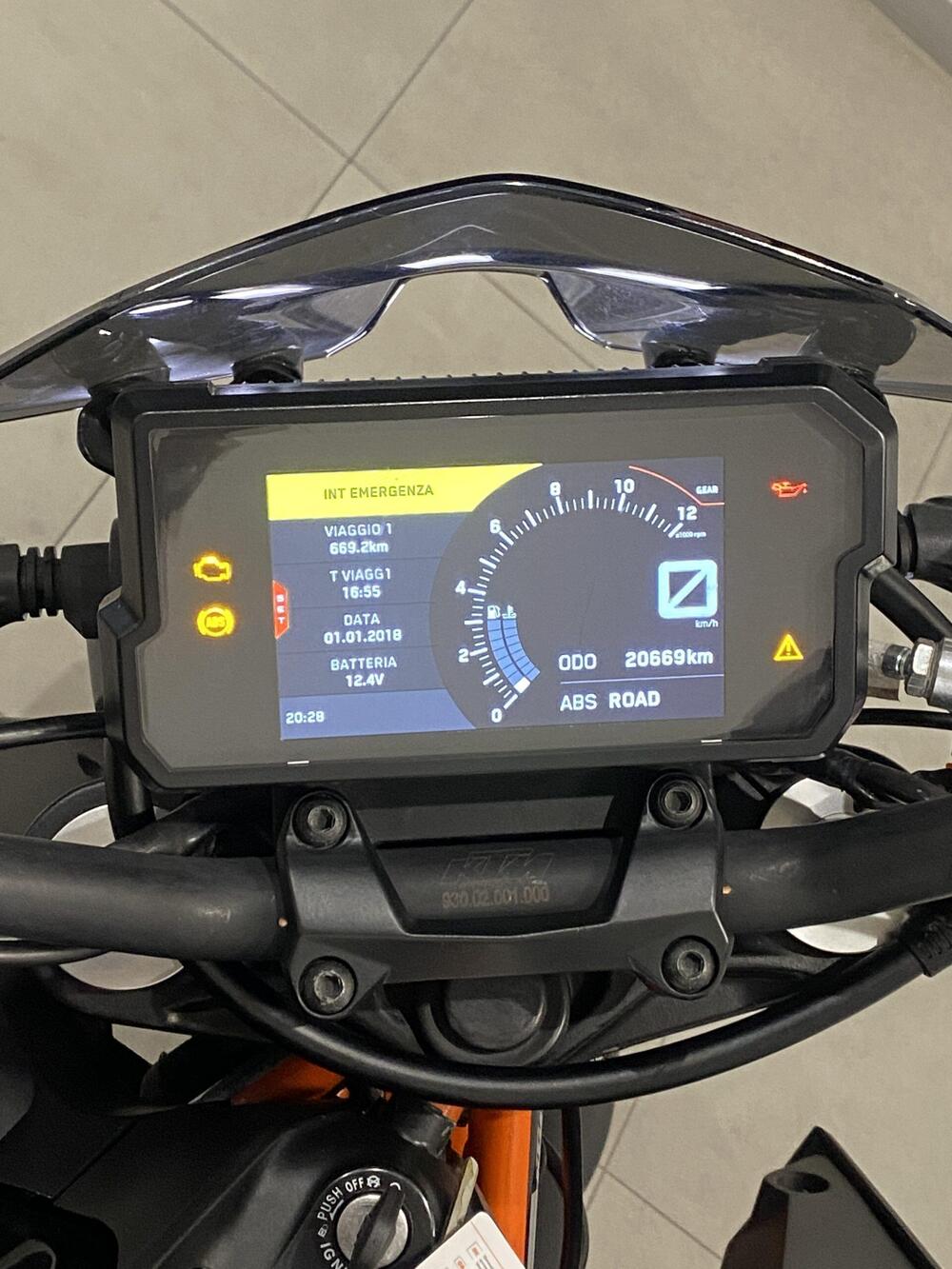 KTM 125 Duke (2021 - 23) (9)