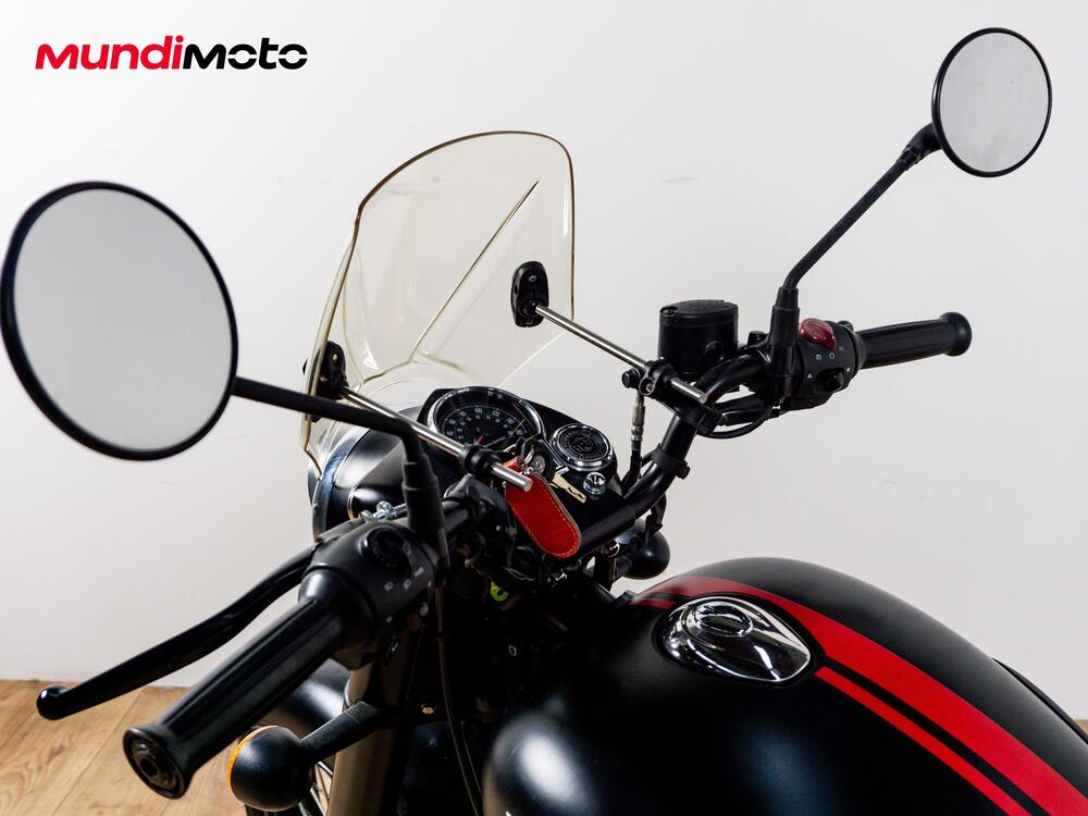 Royal Enfield Classic 350 (2021 - 26) (11)