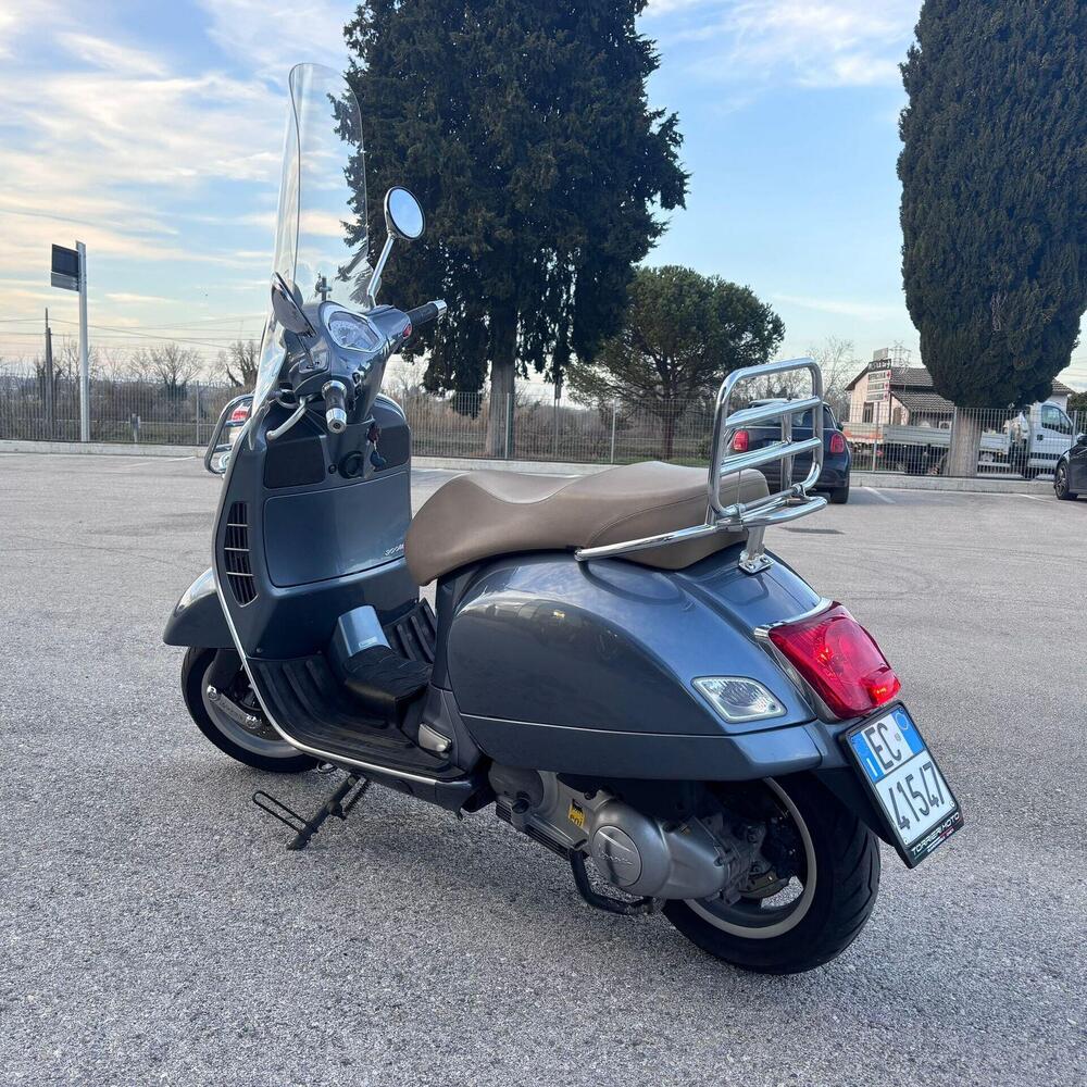 Vespa GTS 300 Touring (2010 - 13) (5)
