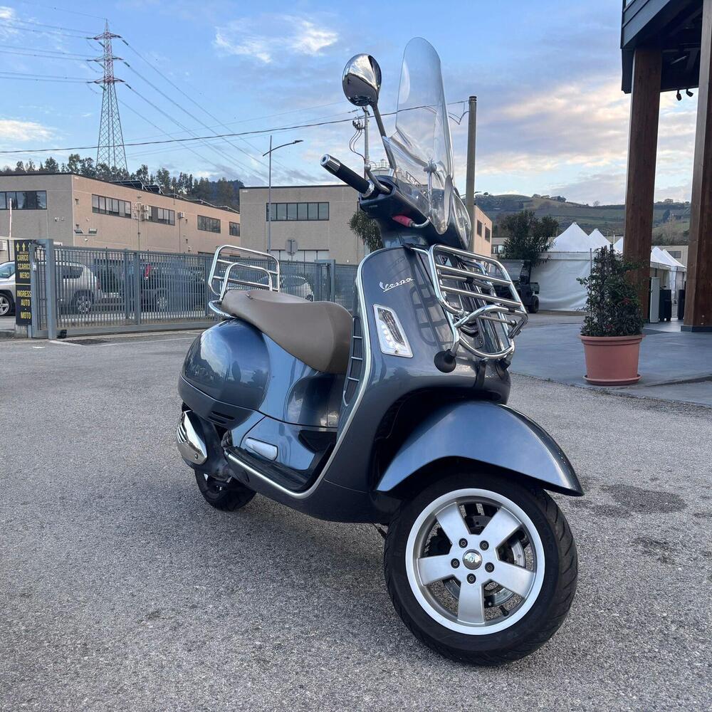 Vespa GTS 300 Touring (2010 - 13) (7)