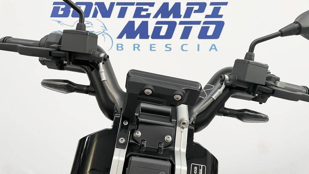 Bmw CE 02 (2024 - 26) (11)