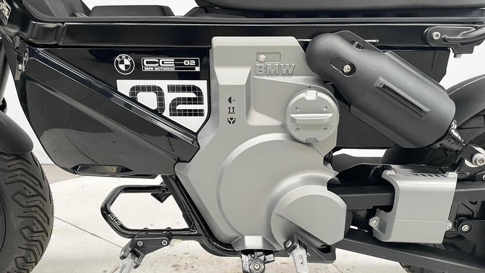 Bmw CE 02 (2024 - 26) (7)