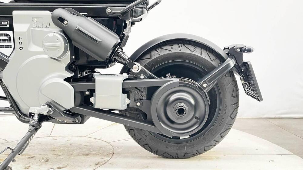 Bmw CE 02 (2024 - 26) (8)