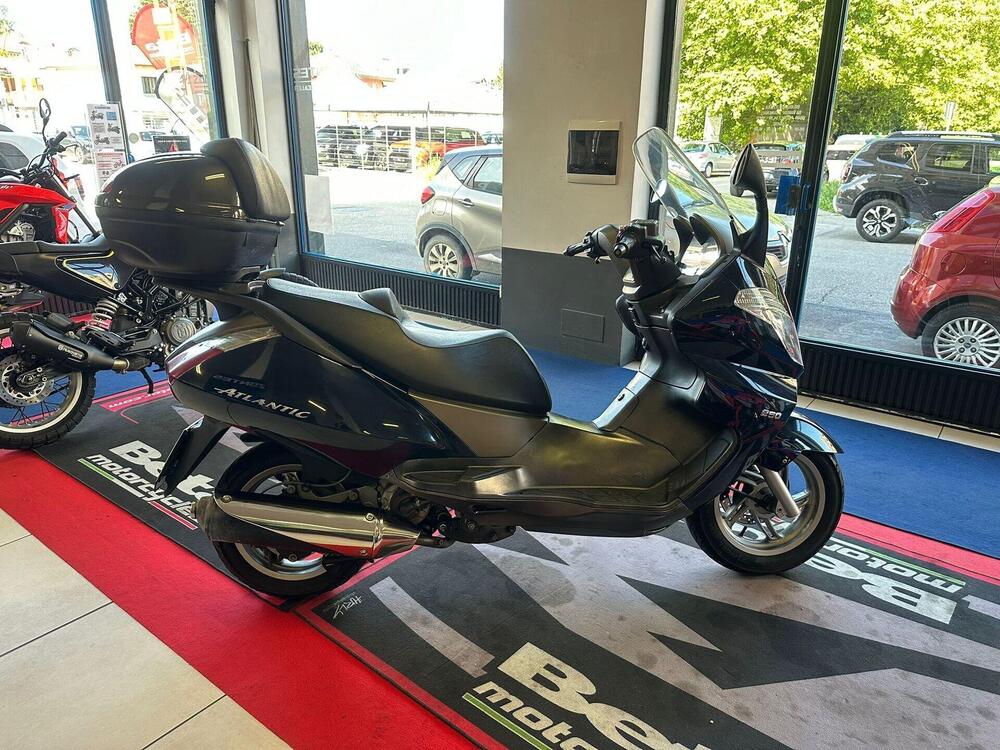 Aprilia Atlantic 250 (2004 - 11) (4)