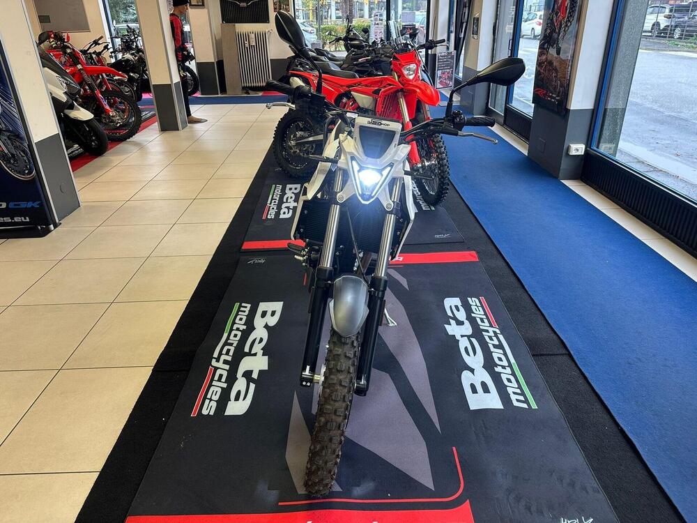 Betamotor Alp 4.0 (2024 - 26) (2)