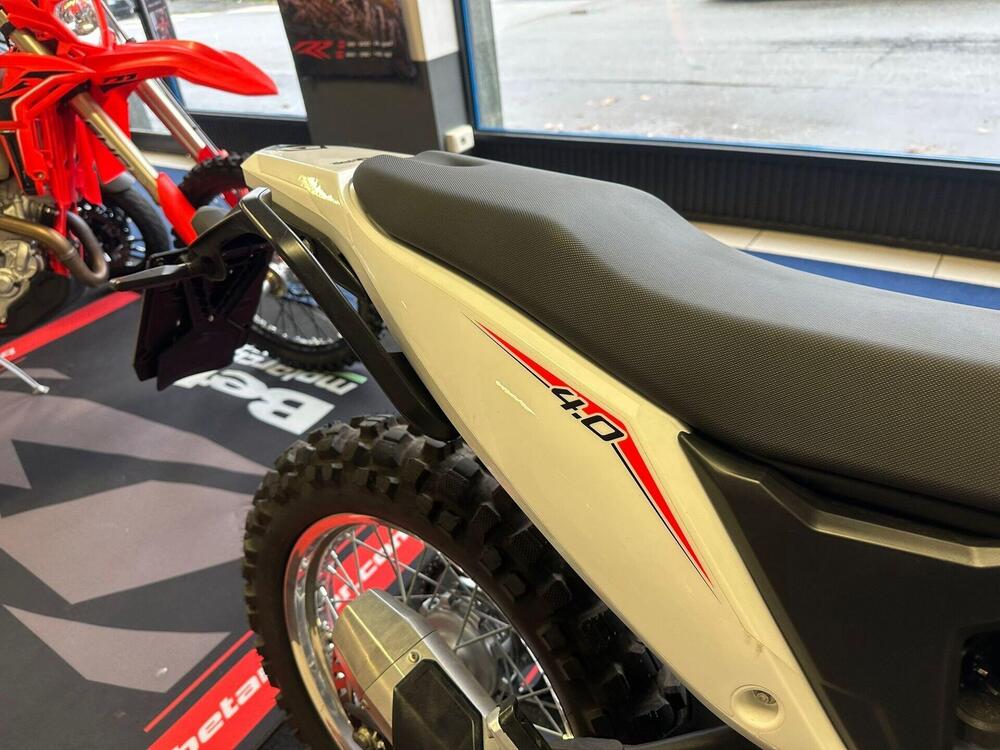 Betamotor Alp 4.0 (2024 - 26) (14)