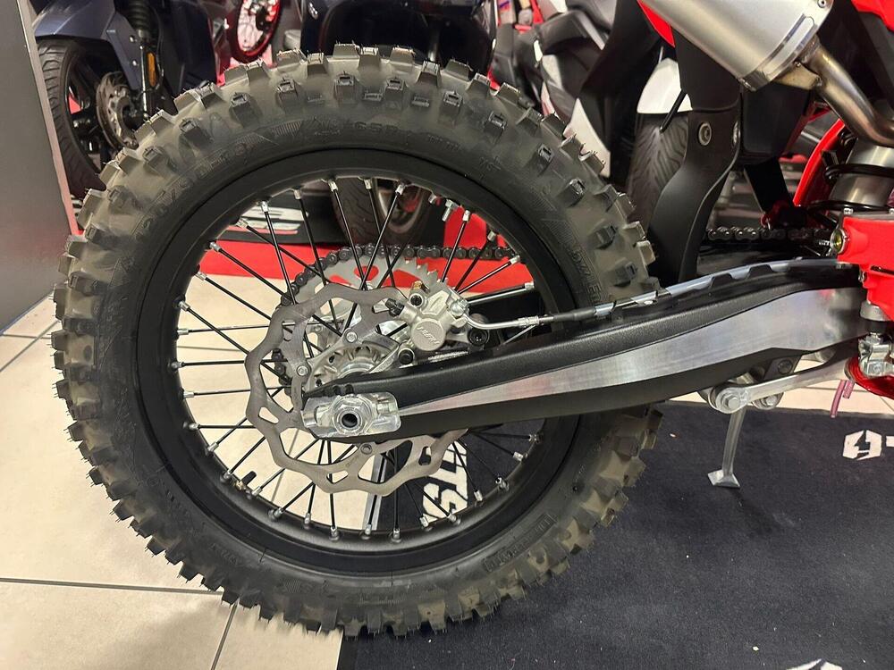 Betamotor RR 125 2T Enduro Race (2026) (11)