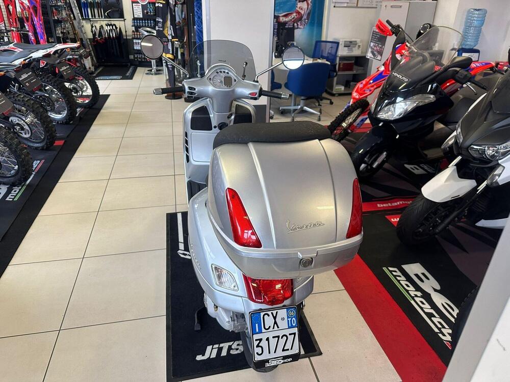 Vespa GTS 250 i.e. (6)
