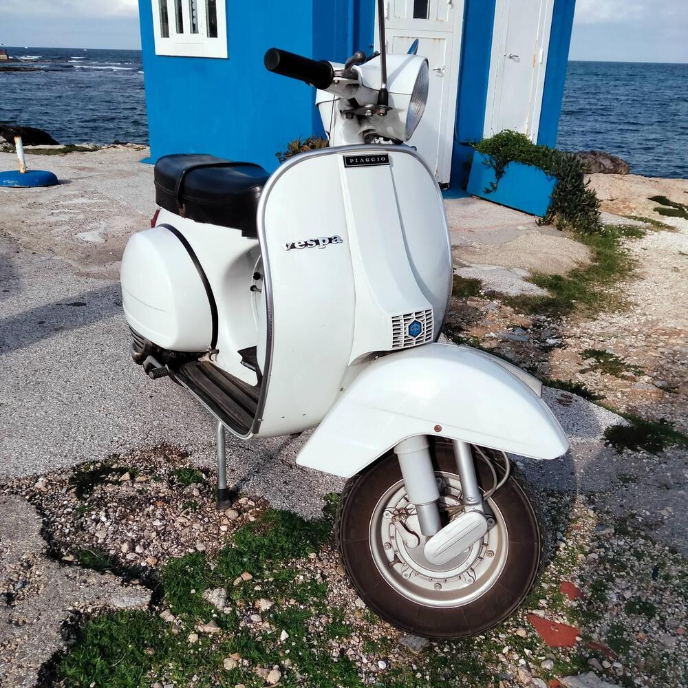 Piaggio vespa p200e (6)
