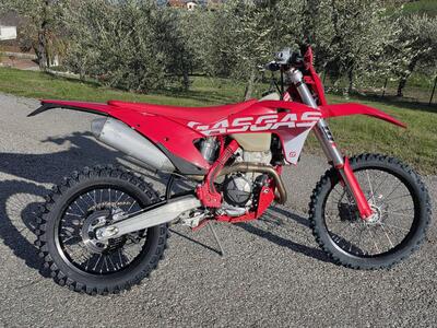 GASGAS EC 350 F (2023) usata