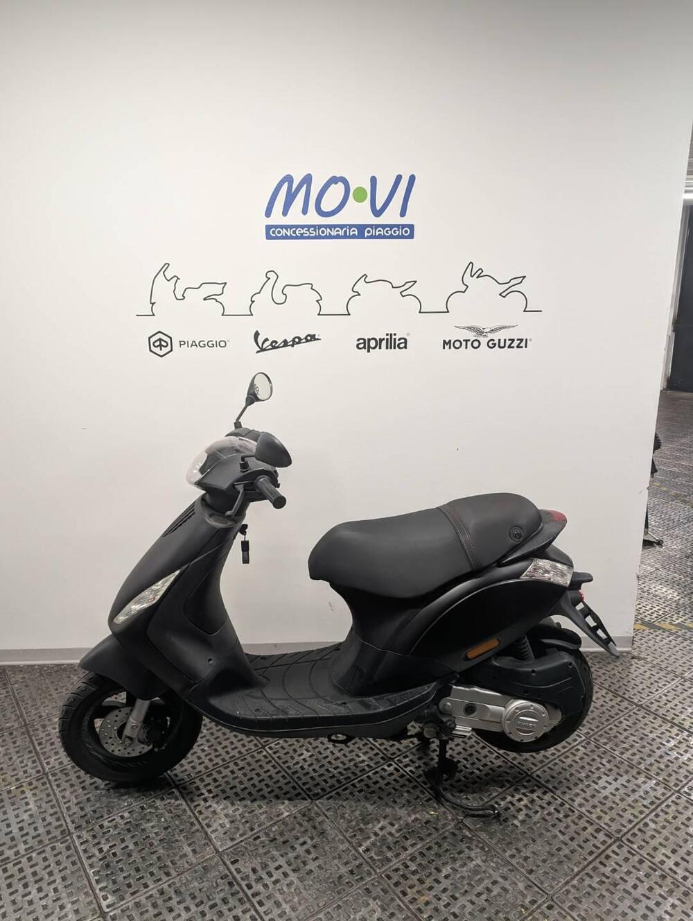 Piaggio Zip 50 S 4T (2021 - 25) (2)