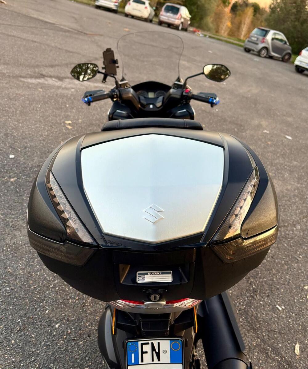 Suzuki Burgman 400 (2022 - 24) (6)