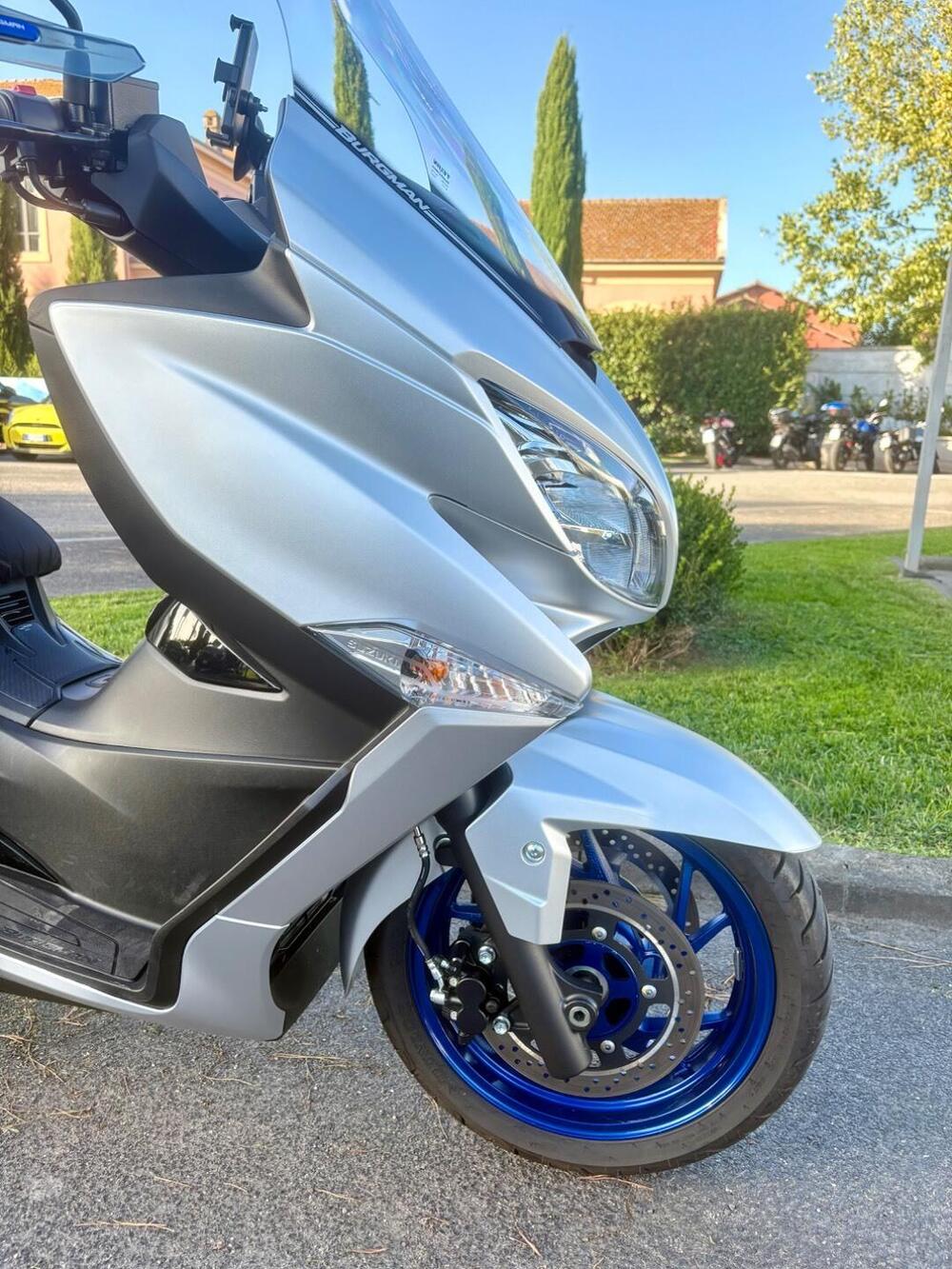 Suzuki Burgman 400 (2022 - 24) (8)