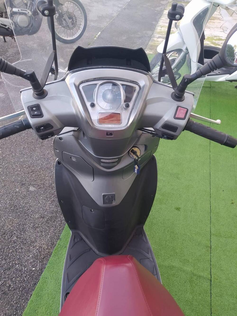 Kymco People 300i GT ABS (2016 - 20) (9)