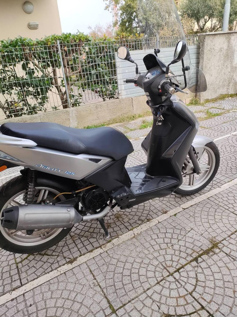 Kymco Agility 125 R16 (2008 - 17) (6)