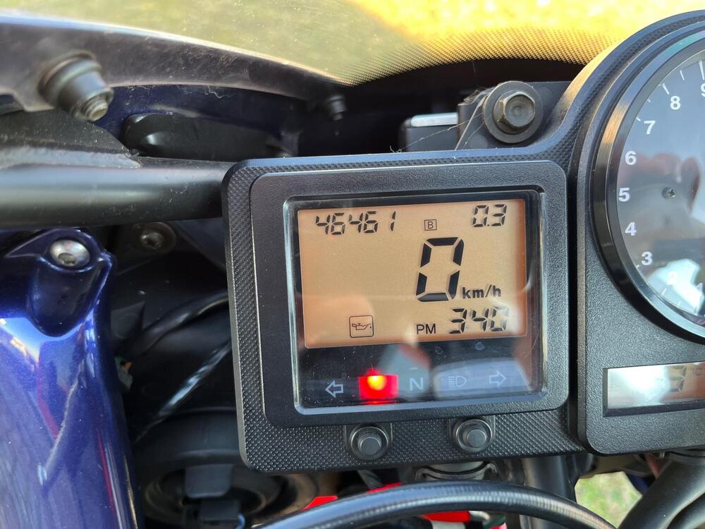 Honda CBR 900 RR Fireblade (2000 - 01) (15)