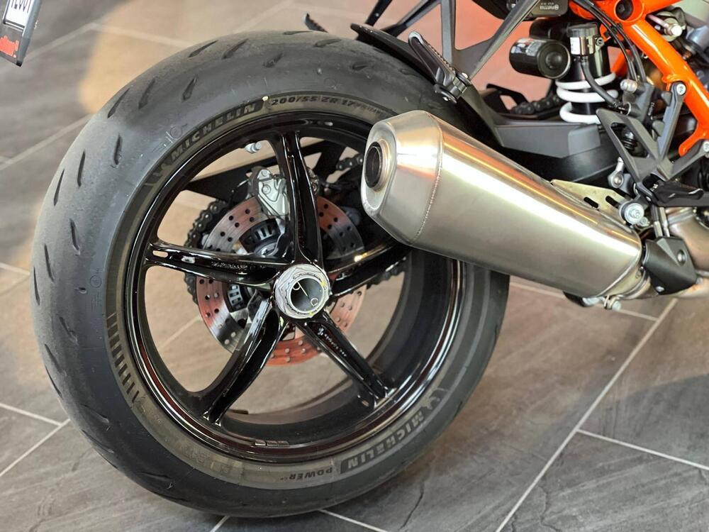 KTM 1390 Super Duke R (2024 - 26) (3)