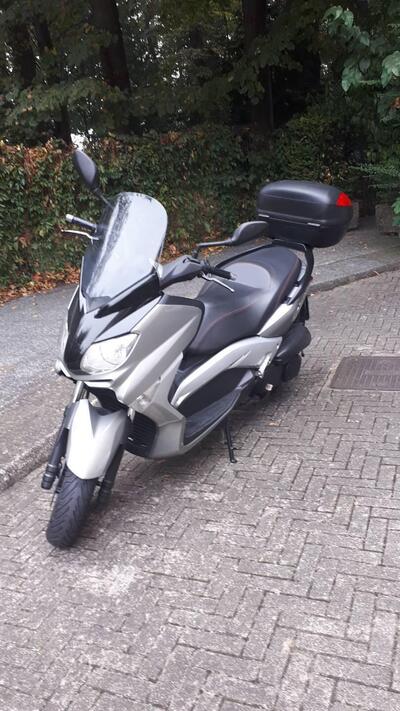Yamaha X-Max 250 (2010 - 13) usata