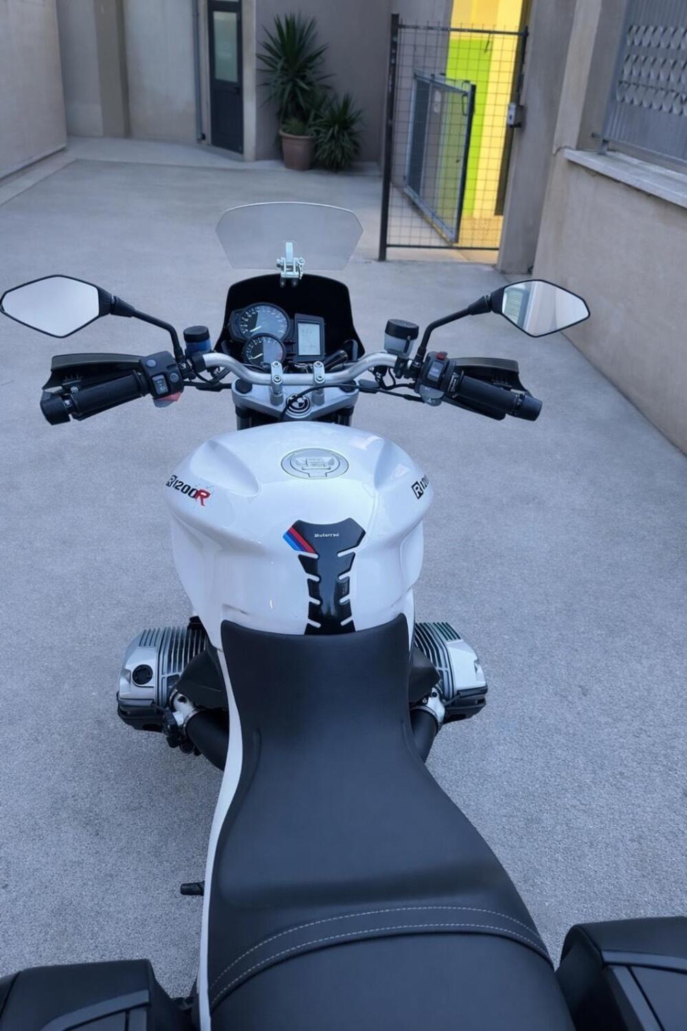 Bmw R 1200 R (2006 - 11) (3)