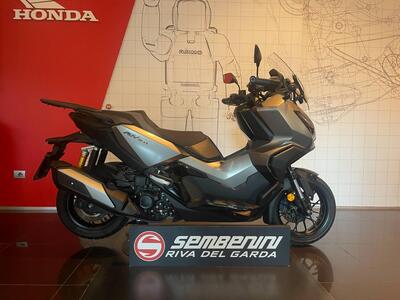Honda ADV 350 (2025 - 26) usata