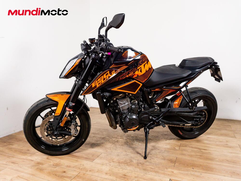 KTM 890 Duke L (2021) (8)