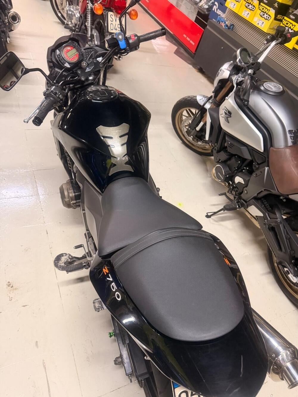 Kawasaki Z 750 (2003 - 06) (3)