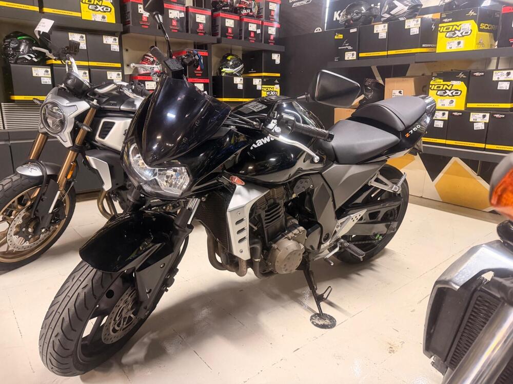 Kawasaki Z 750 (2003 - 06) (5)