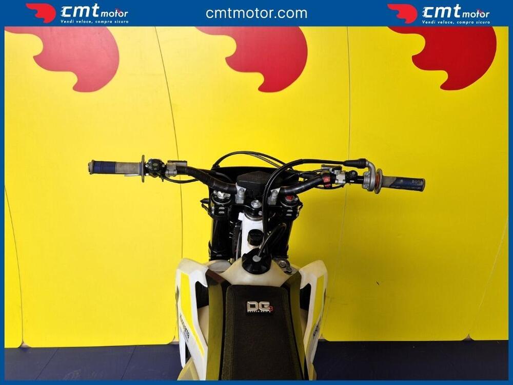 Husqvarna TE 300i (2019) (10)