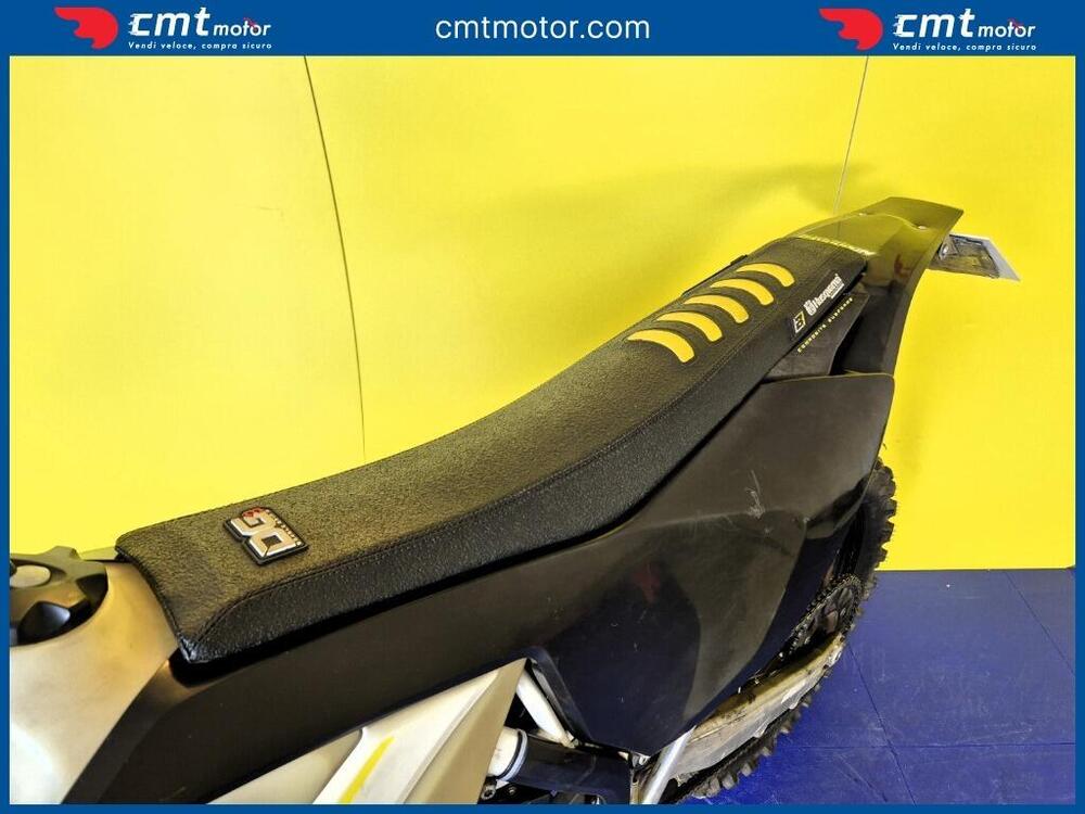 Husqvarna TE 300i (2019) (13)