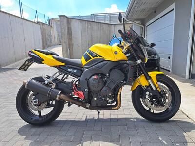 Yamaha FZ1 (2006 - 16) usata